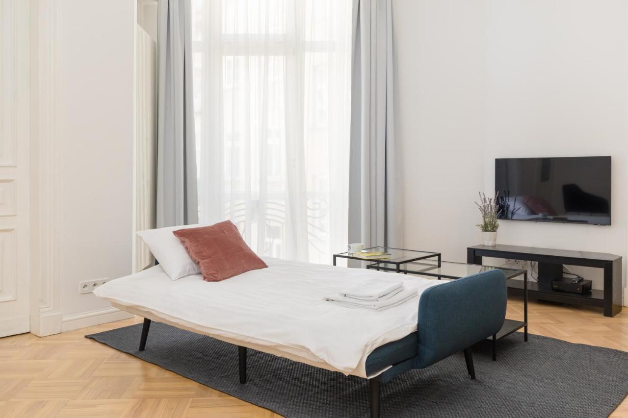 Marszalkowska 58 - Classy Two Bedroom Apartment With Balcony By Noclegi Renters Варшава Экстерьер фото